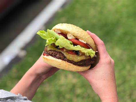 BurgerFuel .